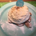 生クリーム専門店MILK CAFE - 