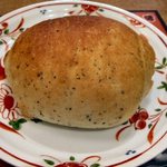 鎌倉パスタ - セットメニューのパン