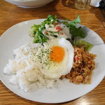 KOOP CAFE - ガパオライス