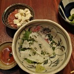 Gyokaikushiyakidaien - 酒盗とクリームチーズ