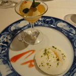 横濱元町 霧笛楼 - パイナップル、ヨーグルトのババロア、清見オレンジに乗せたのはグランマニエゼリー