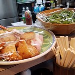 たかせ居酒屋 - カウンターの上の様子
