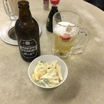 ニューカヤバ - ホッピー250円と中焼酎100円、サラダ200円