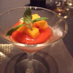 ガストロノミー ジョエル・ロブション - Jun, 2011 フレーズ　ソースをアールグレイのジュレにのせて