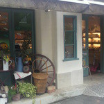 キル フェ ボン - 私の好きなカラーリングの可愛らしいお店です＾＾；