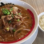 味噌屋せいべえ - ぶたみそ 990円   ご飯は無料