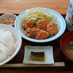 樹海 - からあげ定食、￥850。