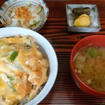 仲よし - 玉子丼。