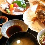 四季の味 わらく - いきいき御膳、小鉢も充実！