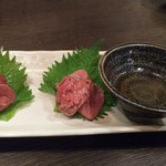 焼きとり 串かん - 低温仕立ての鶏レバー刺身