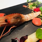 ALLIE - ボタンエビはしっかり頭をかちわる(笑)