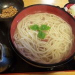 そば処 萬乃助 - ひっぱりうどん１２００円