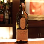 Y&M Bar KISLING - ■LAGAVULIN 16 YEARS