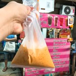 BLUE ELEPHANT - ビニール袋アイスティーで一息