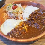 びっくりドンキー - フォンデュ風チーズカリーバーグディッシュ