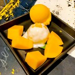 MangoTango - ②Mango Thai Sundae 105バーツ