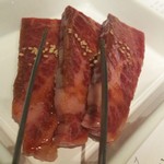 焼肉 穏 - 上カルビ