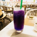 Divana signature cafe - 紫色になっちゃった♪