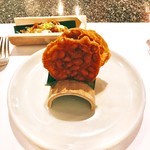 Celadon - ③Crispy peanut chip, dried shrimps and pickled tamarind salad