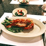 Celadon - ④Grilled lobster salad, spicy tomato juice and manila tamarind