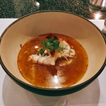 Celadon - ⑤Spicy seafood in lemongrass broth and coconut sea shell
