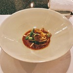 Celadon - ⑥Northern style egg noodles in fermented bean, shrimp curry and crispy pork belly 