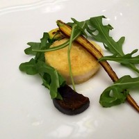 リストランテ カノビアーノ - デュラムセモリナ粉をまとわせた帆立貝柱のソテー