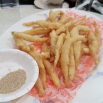 旗津海産店 - 「白魚の天ぷら」　　　　　　　　　　　近隣のどの店より旨い