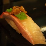新八寿司 - ヒラマサ
