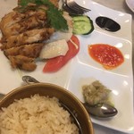シンガポール海南鶏飯 - ハーフアンドハーフ