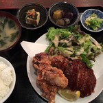 鉄板居酒屋 てこいち - 唐揚げ・ミンチカツ定食¥780