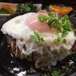 粂の坊ったん - つくねハンバーグのボリュームがすごい。ハンバーグとは違う、旨味と歯ごたえが良いですね。