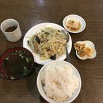 福満楼 - 肉野菜炒めランチ（500円）