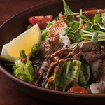 バー プレジャー - コーネの炙りサラダ