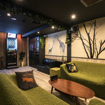 バー プレジャー - ソファー席