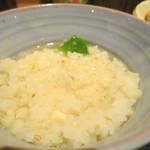 明石鯛塩らーめん 七つ星 - 鯛めしに熱々スープをかけて鯛茶漬け風に