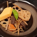 和食房 花ふく亭 - 日替り小鉢 きんぴらと卵焼きと枝豆