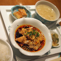 華都飯店 OsakaMetro本町ビル店 - 特製よだれ鶏セット