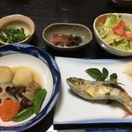 ローソク温泉 - ある日の夕食！まだまだ出ます。