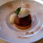 レ トワ フレール - りんごのタルト