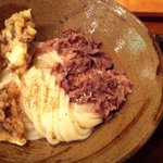 踊るうどん - 【肉まいたけ天生醤油うどん】