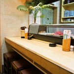 いなさ寿司 - 店内