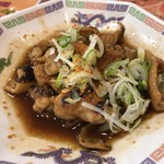 おおぎやラーメン - もつ焼き。これ、美味しい！