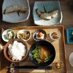 カフェ&ダイニング 海音 - 