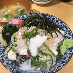 居酒屋　富士山 - 大和芋かけねぎとろ丼 600円