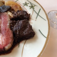 シェ・イノ - 