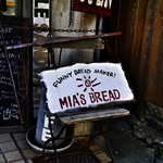 MIA'S BREAD - 