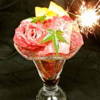 ☆肉食女子注目☆誕生日・記念日にオススメ♪【小次郎パフェ】