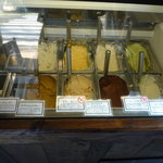 SE1 - 店内には10種類ほどのジェラートが♪どれも美味しそう！