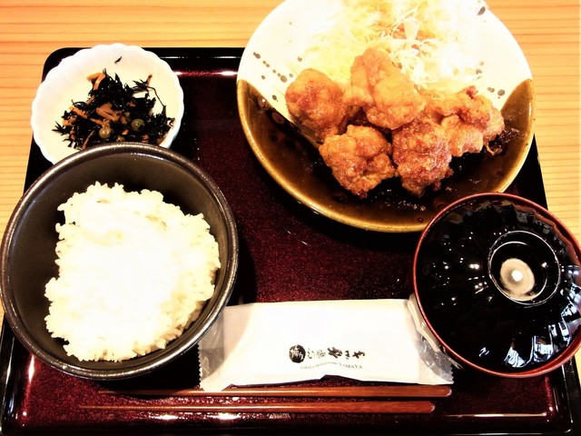 博多もつ鍋 やまや ビエラ高槻店 高槻 もつ鍋 ネット予約可 食べログ 博多もつ鍋 やまや ビエラ高槻店 高槻 もつ鍋 ネット予約可 食べログ